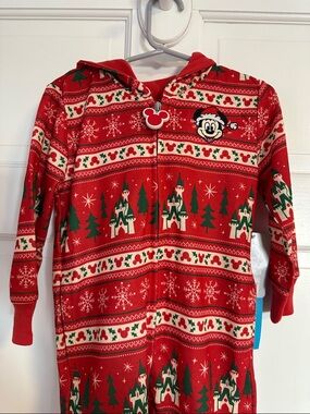 Disney Mickey Mouse Holiday Icon Kids One-Piece Pajamas NWT Never Worn